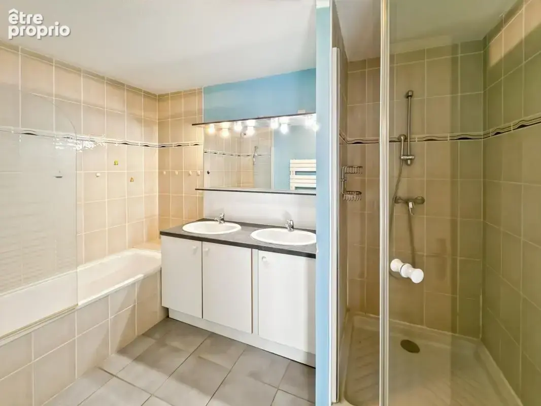 Appartement 3 chambres Résidence récente, sécurisée et au calme absolu, climatisation, parking sous-terrain - photo 11