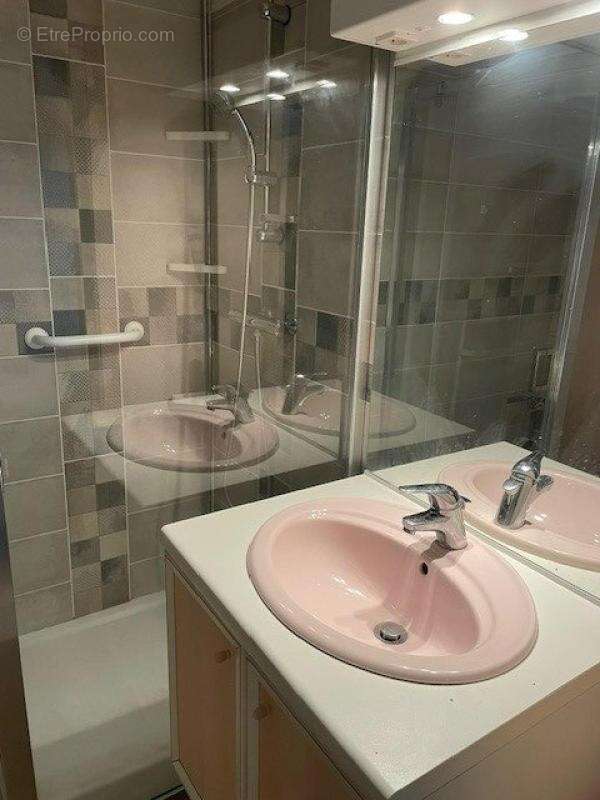 Maison à NOYEN-SUR-SARTHE