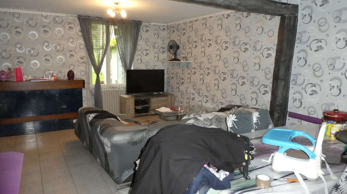 Maison à LA CROISILLE-SUR-BRIANCE