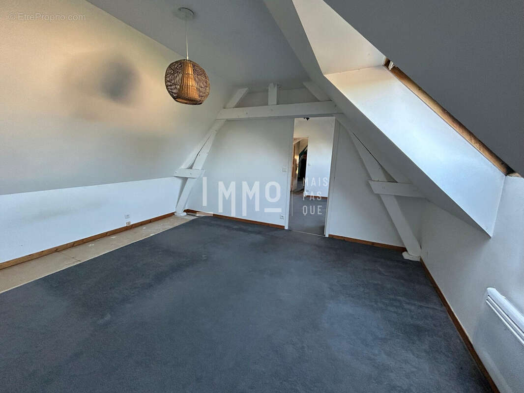 Maison 86 m² à Beaumont-Sur-Deme  - photo 9