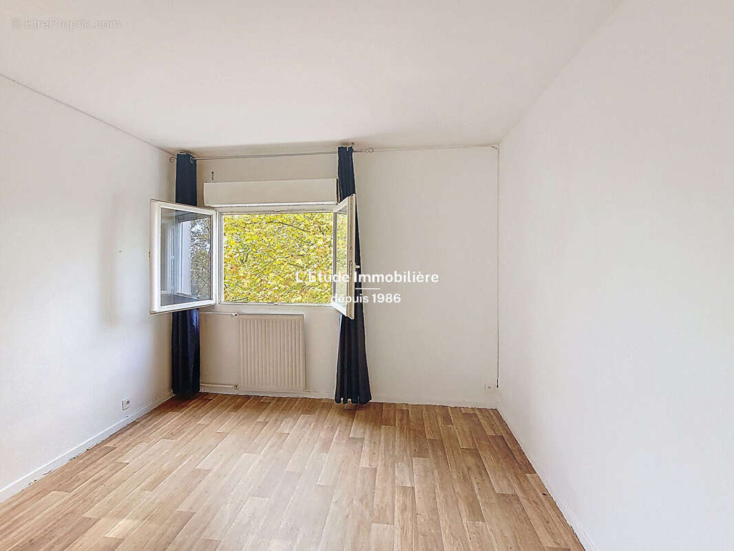 Appartement à RILLIEUX-LA-PAPE