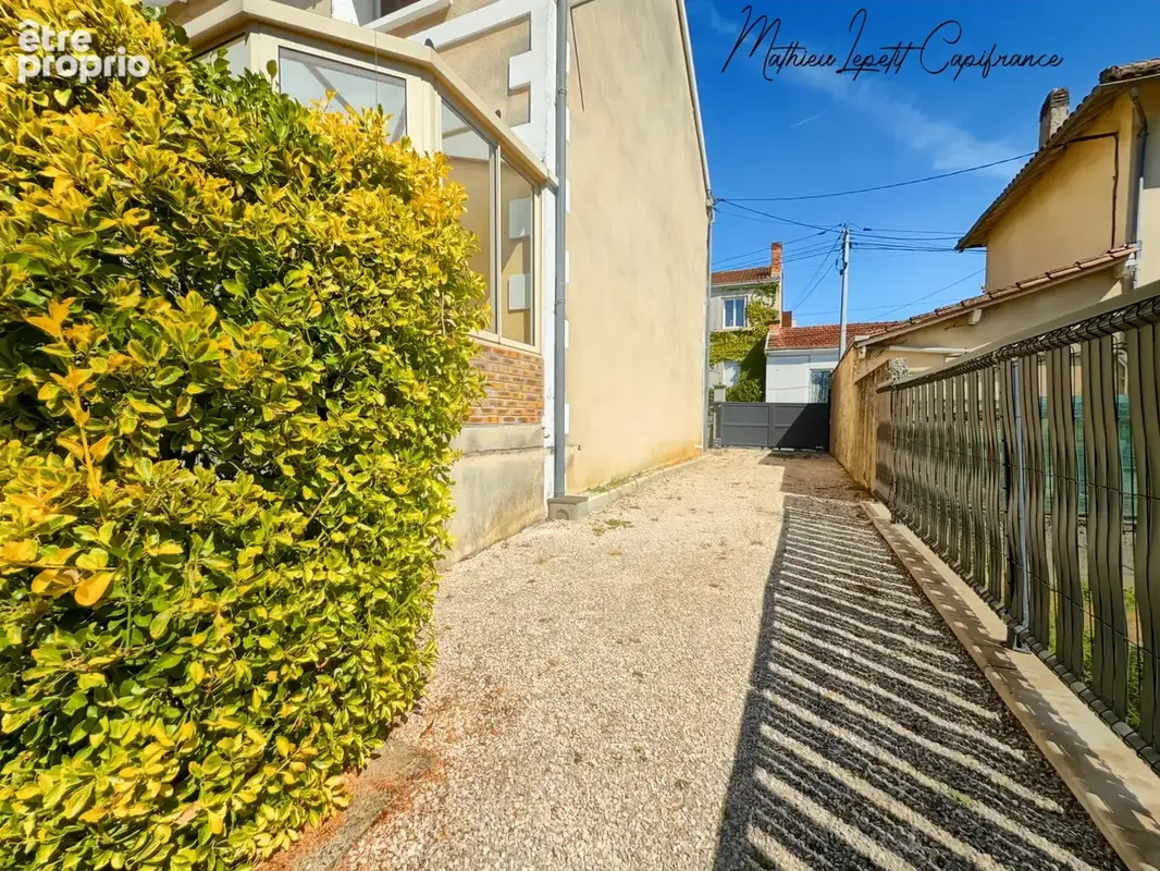  À VENDRE – Maison familiale de 159 m² avec 5 chambres et dépendance – PÉRIGUEUX (Quartier Hôpital) - photo 17