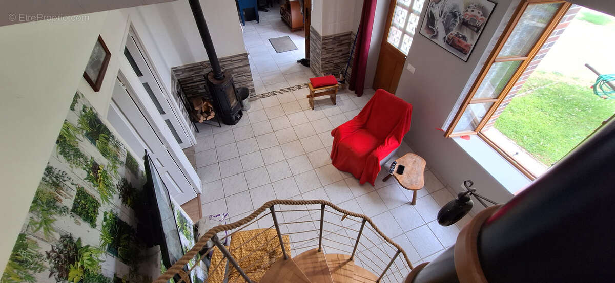 Dans un havre de paix, corps de ferme de 175m2, composee de deux habitations,100m2 et 75m2,5 chambres grange, - photo 19