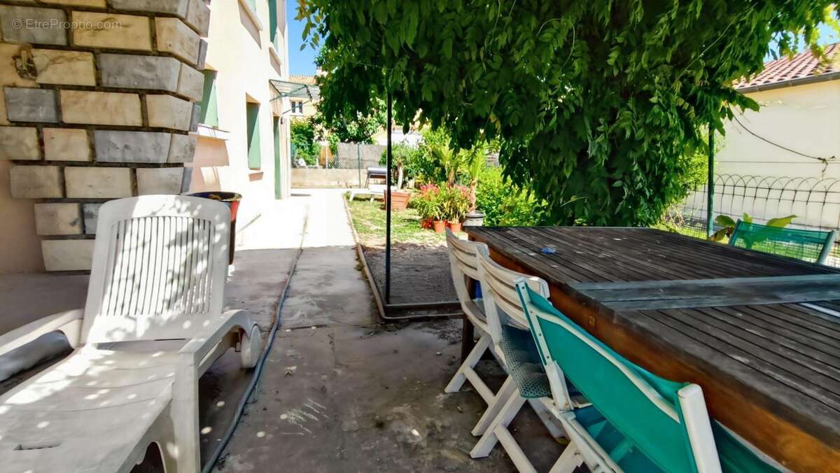 Maison à ROQUEMAURE