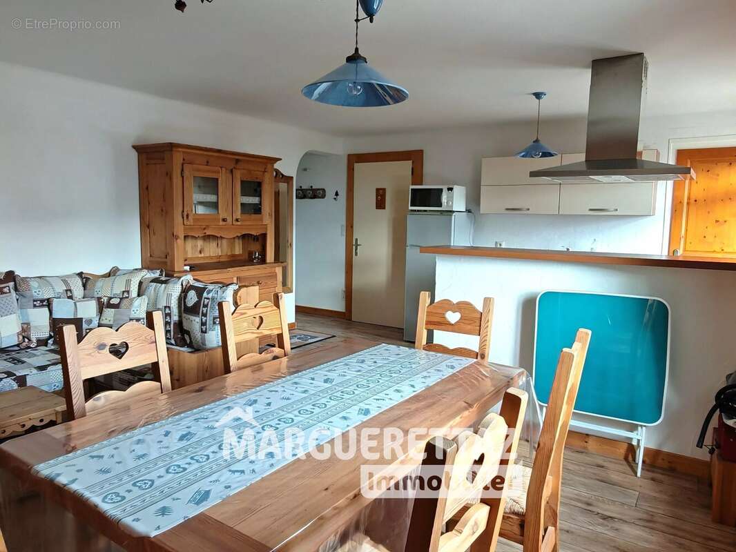 Appartement à CHATILLON-SUR-CLUSES