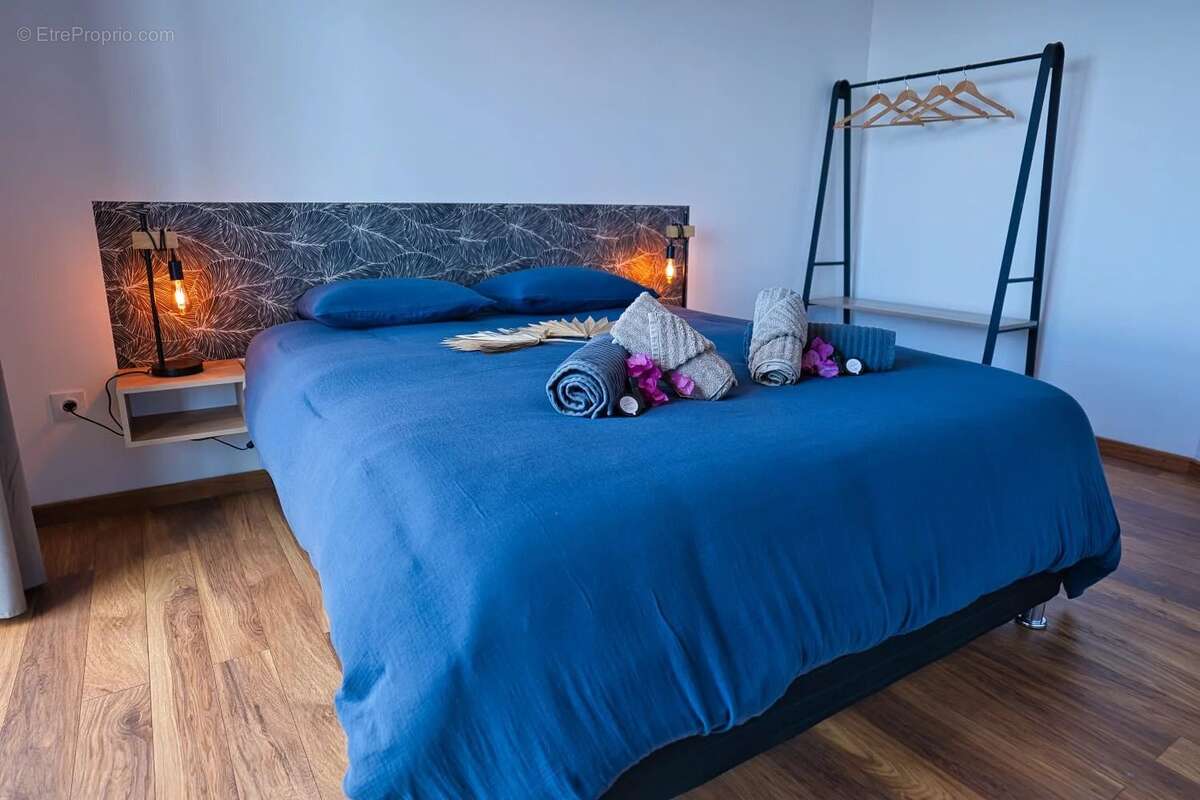 Maison à LES AVIRONS