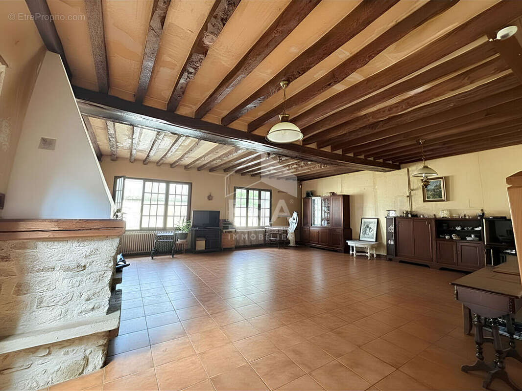 Maison 207m² à mantes-la-ville - photo 3