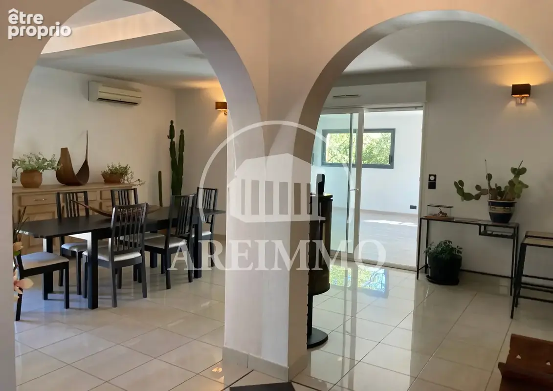 Maison 7 pièces 164 m² à vendre à Saint-Martin-De-Londres (34380) - photo 4