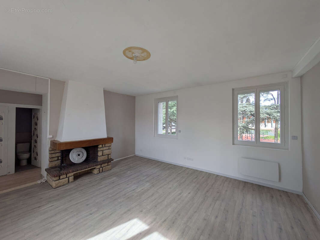 Appartement à LA TALAUDIERE