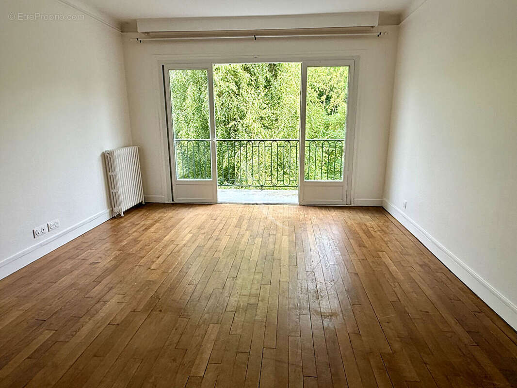 Appartement à CHAVILLE