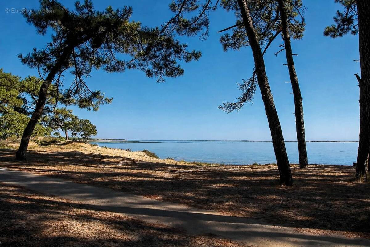 Maison à LES MATHES