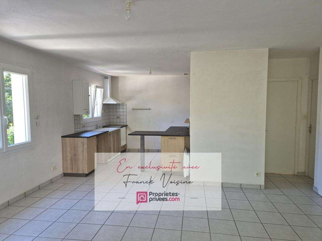 Maison à LES HERBIERS