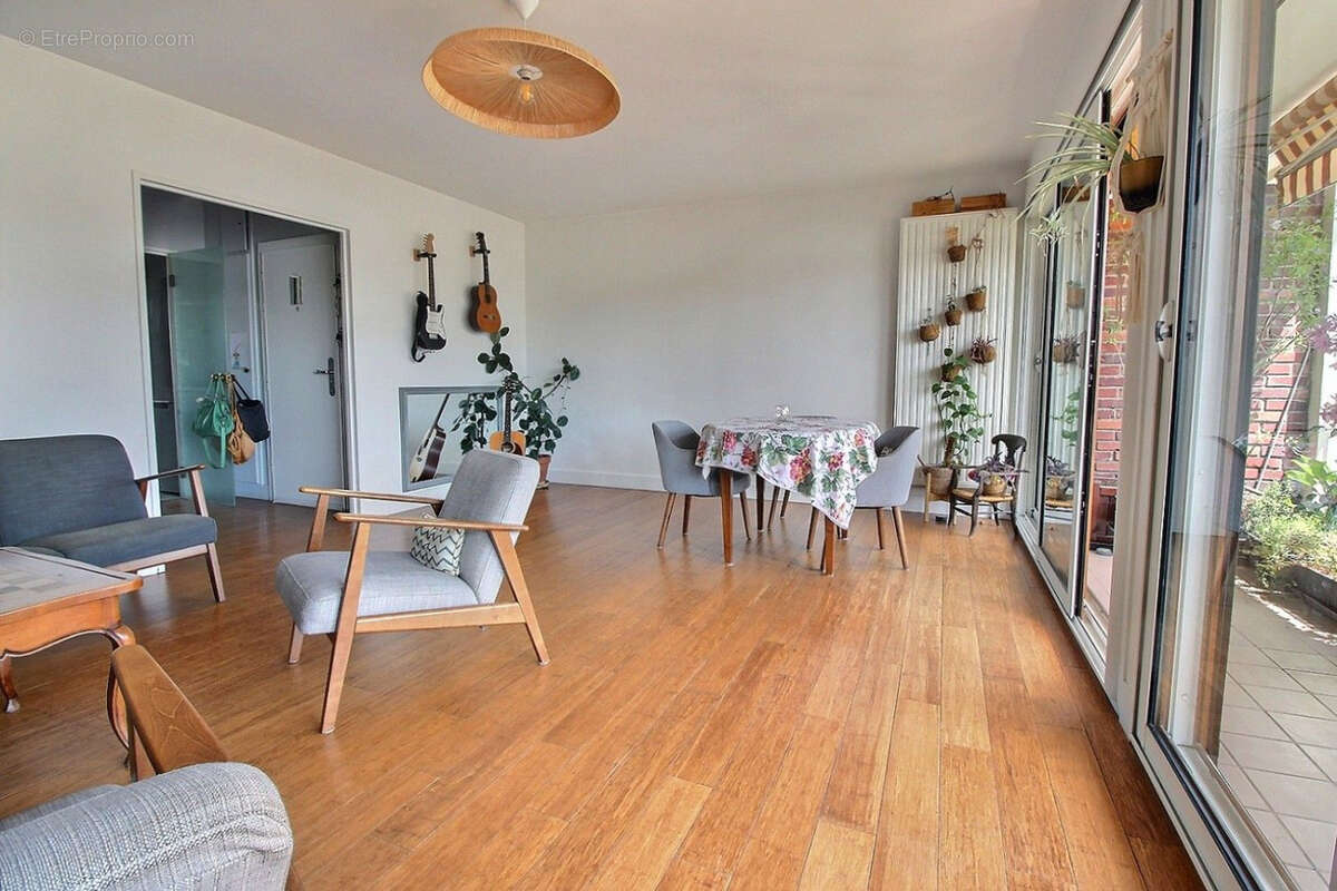 Appartement 80 m² à Issy-Les-Moulineaux  - photo 6