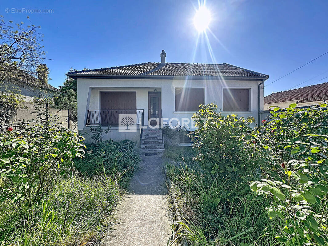 Maison à CHAMPIGNY-SUR-MARNE