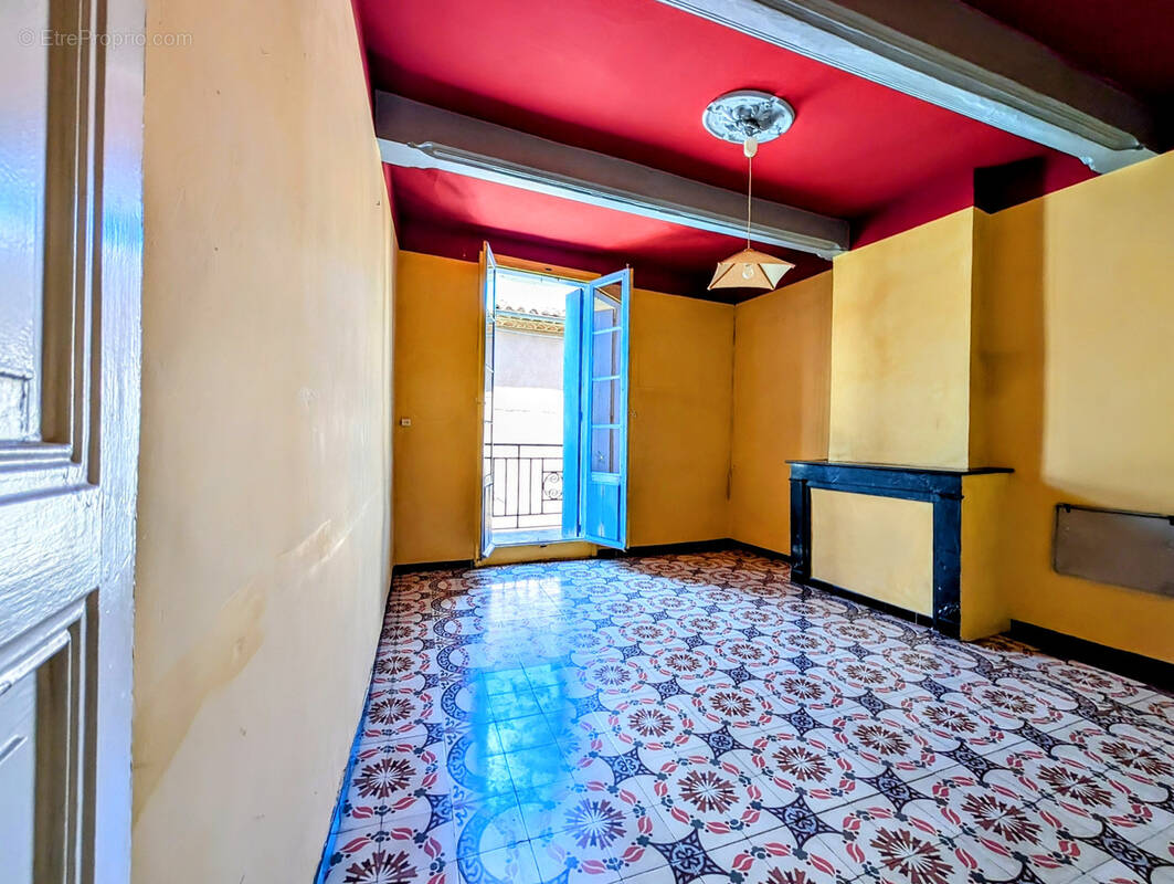 Maison à VILLEVEYRAC