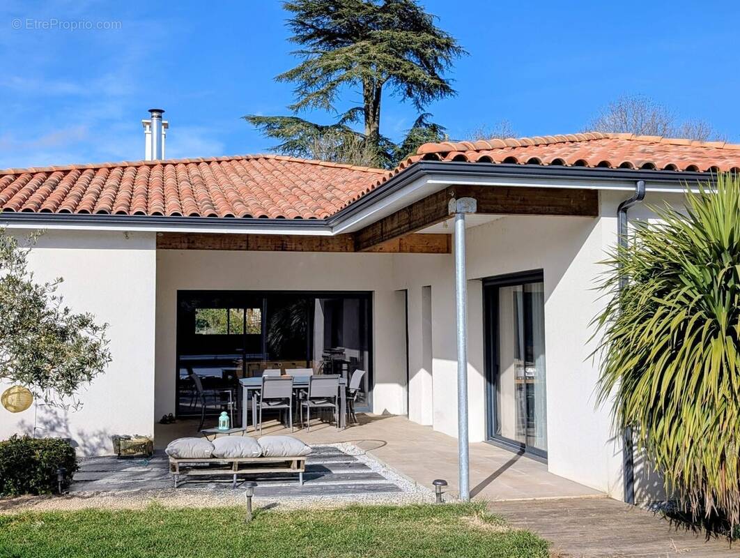 Maison à SAINT-MICHEL-DE-FRONSAC