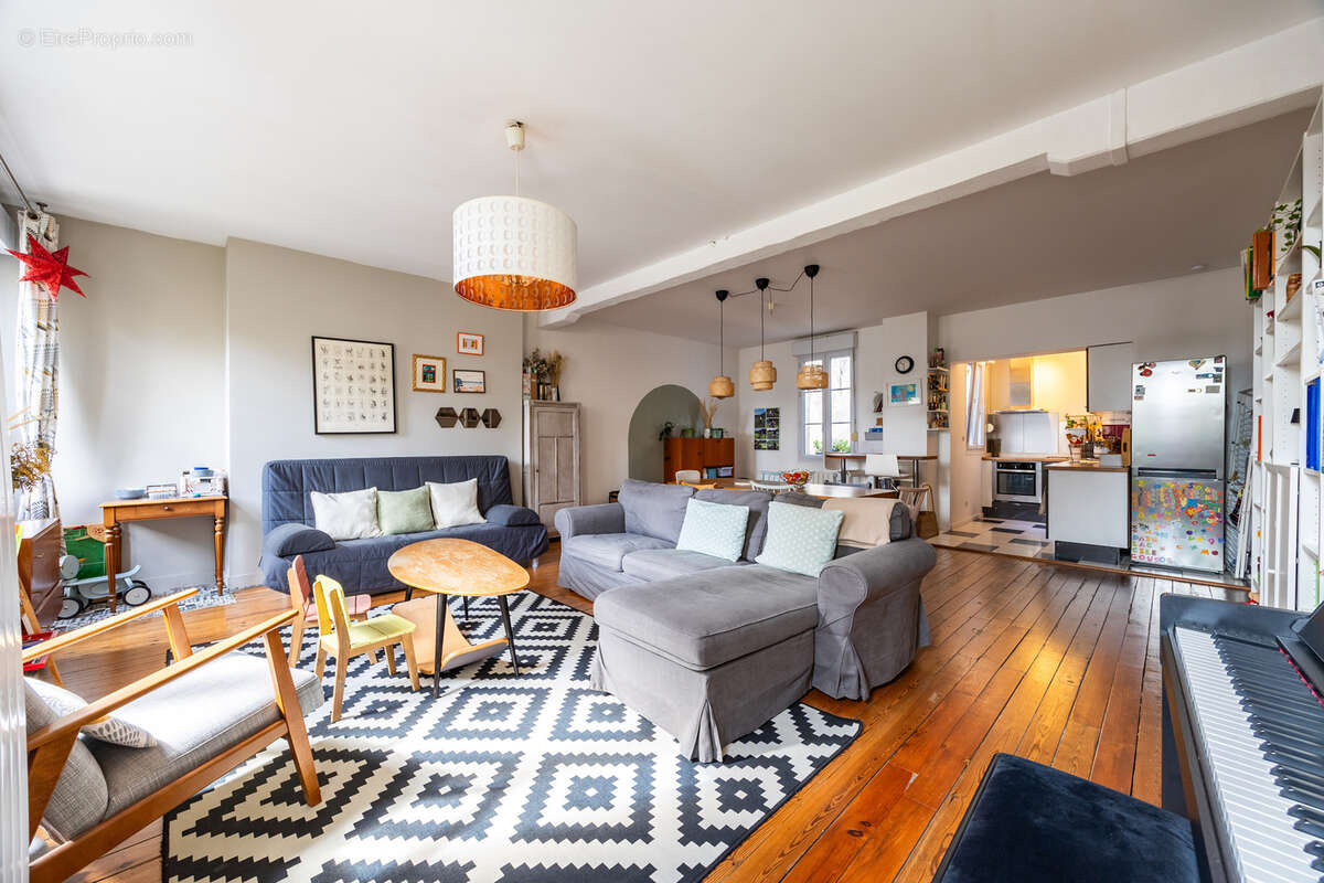 Appartement à BORDEAUX