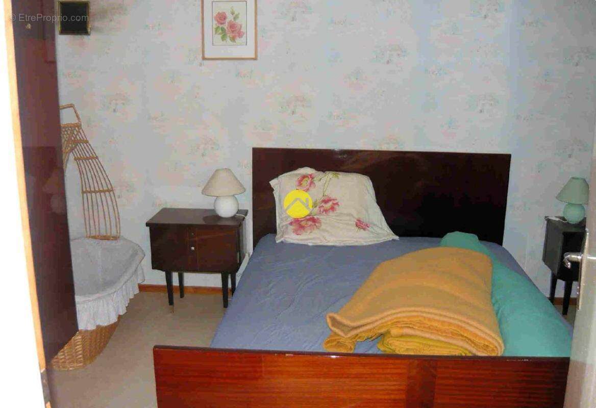 Maison à DUN-LE-PALESTEL