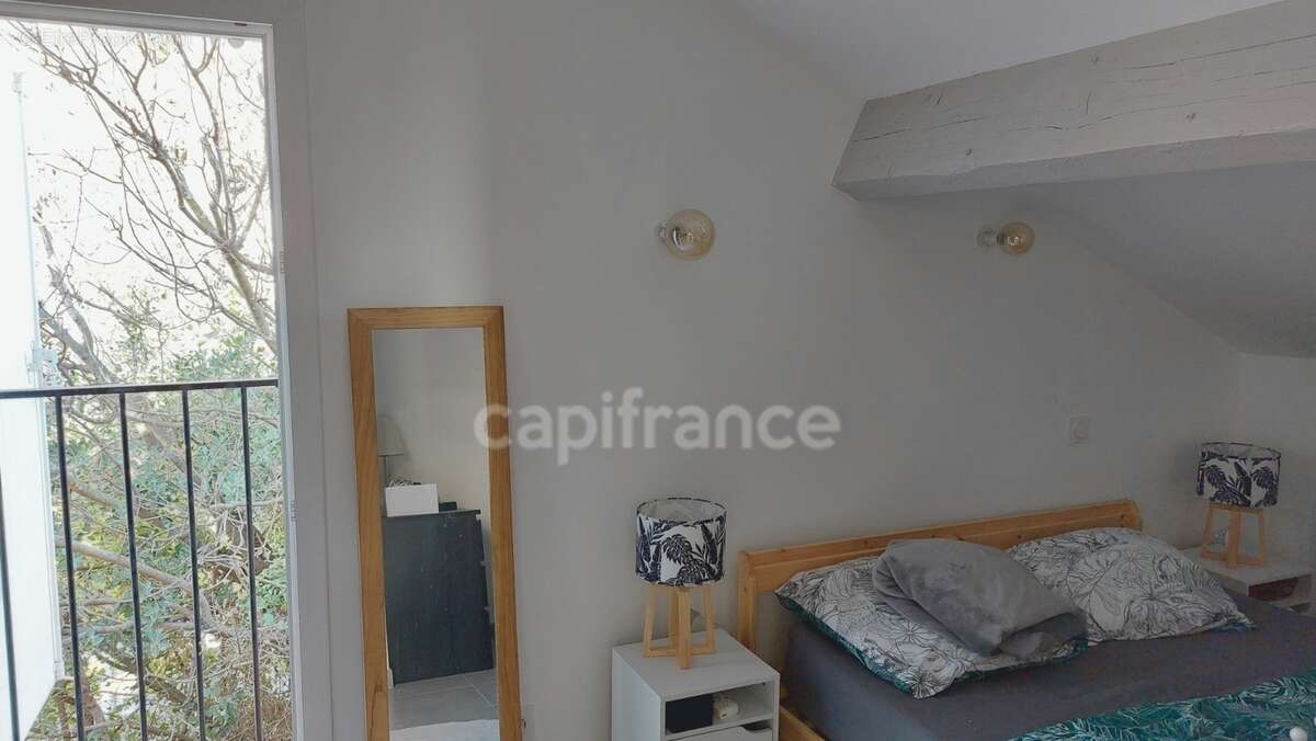 Appartement à vendre 3 pièces VILLENEUVE LES AVIGNON (30) - photo 17
