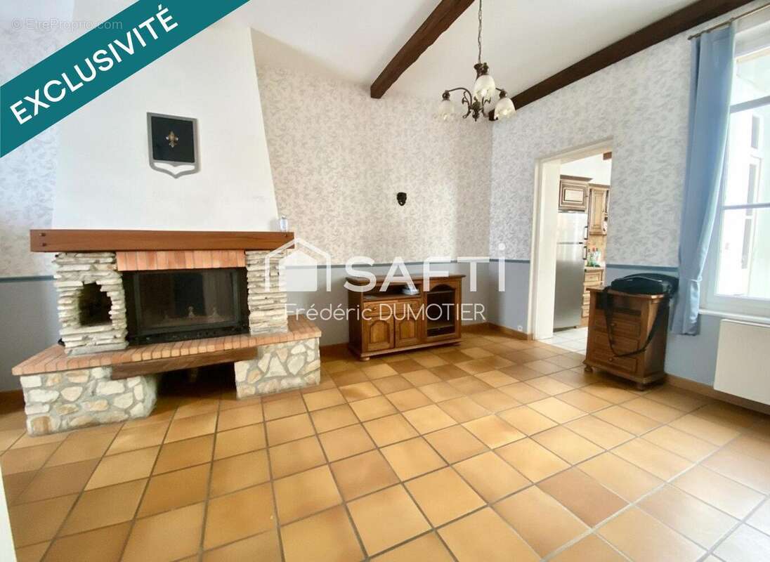 Photo 2 - Maison à SAINT-QUENTIN