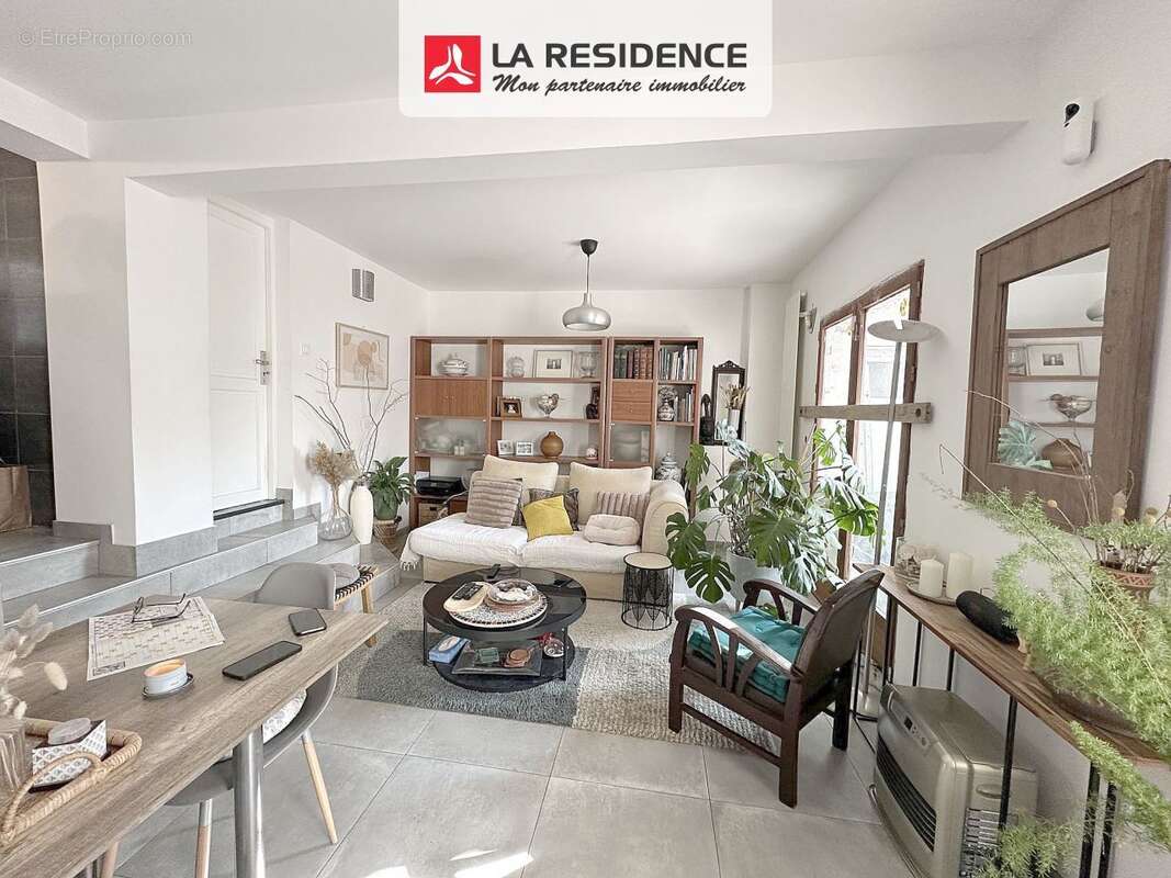 Maison 117 m² à Garges-Les-Gonesse  - photo 2