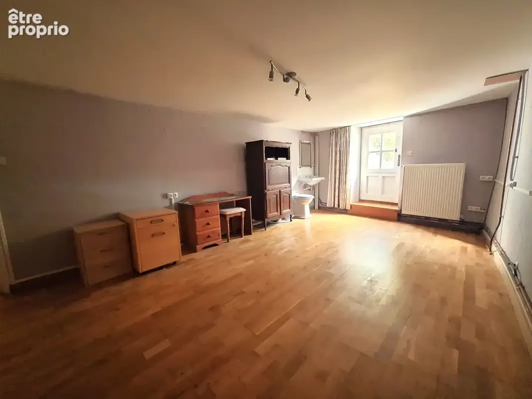 Maison en pierre de 3 chambres avec grand jardin et dépendances - photo 10