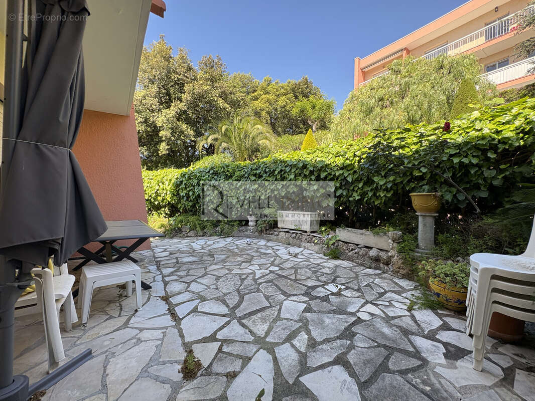 Appartement à VILLENEUVE-LOUBET