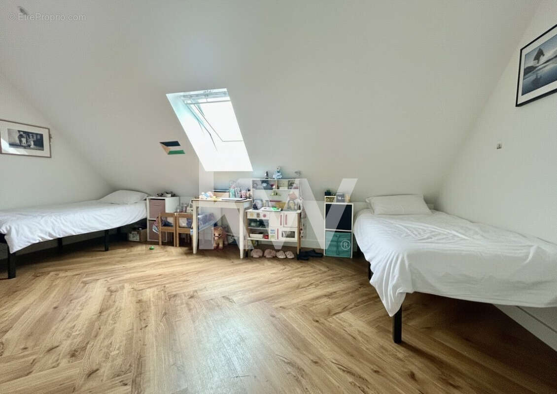 Maison 138 m² à La Chapelle-Saint-Mesmin  - photo 5