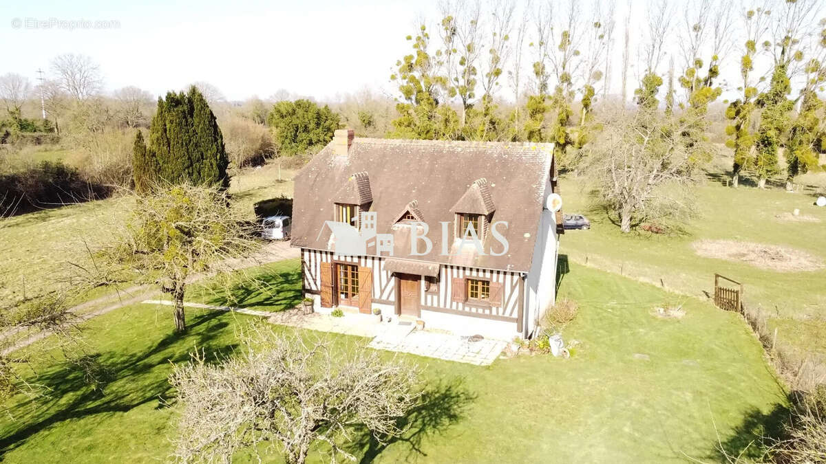 Maison à PONT-L'EVEQUE