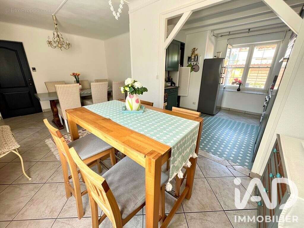Maison 96 m² à Hayange  - photo 4