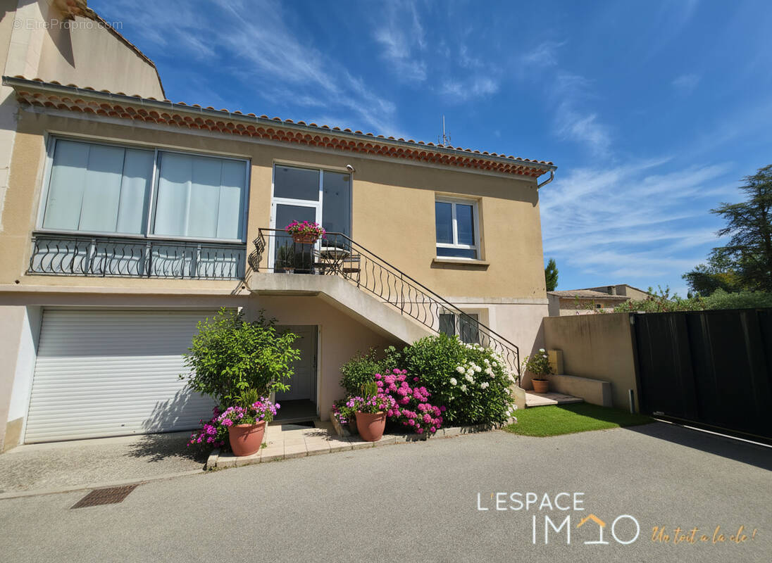 Maison à ROBION