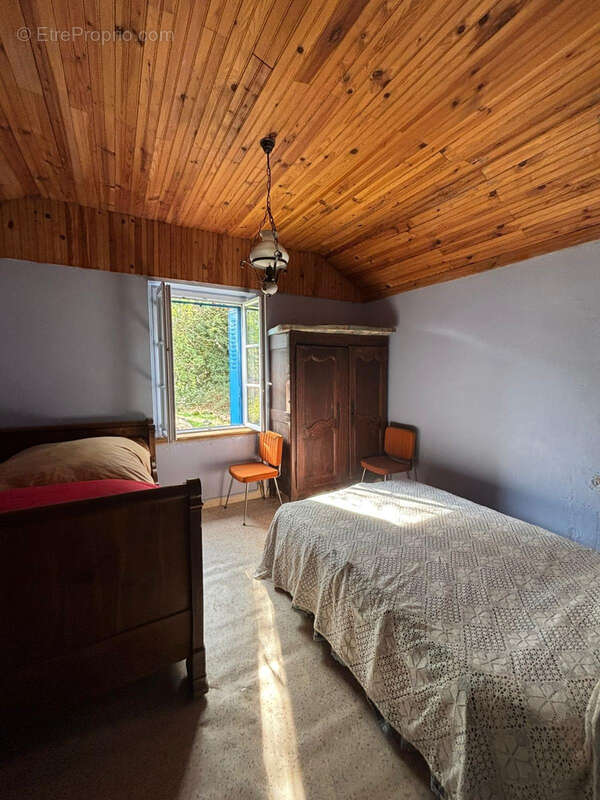 Maison à SAINT-FORTUNAT-SUR-EYRIEUX