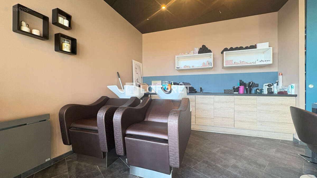 Commerce à CASTELNAU-LE-LEZ