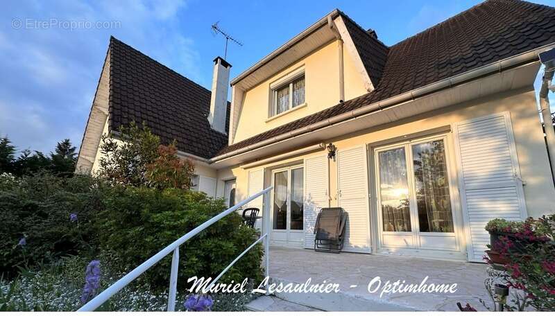 Maison à CROISSY-SUR-SEINE