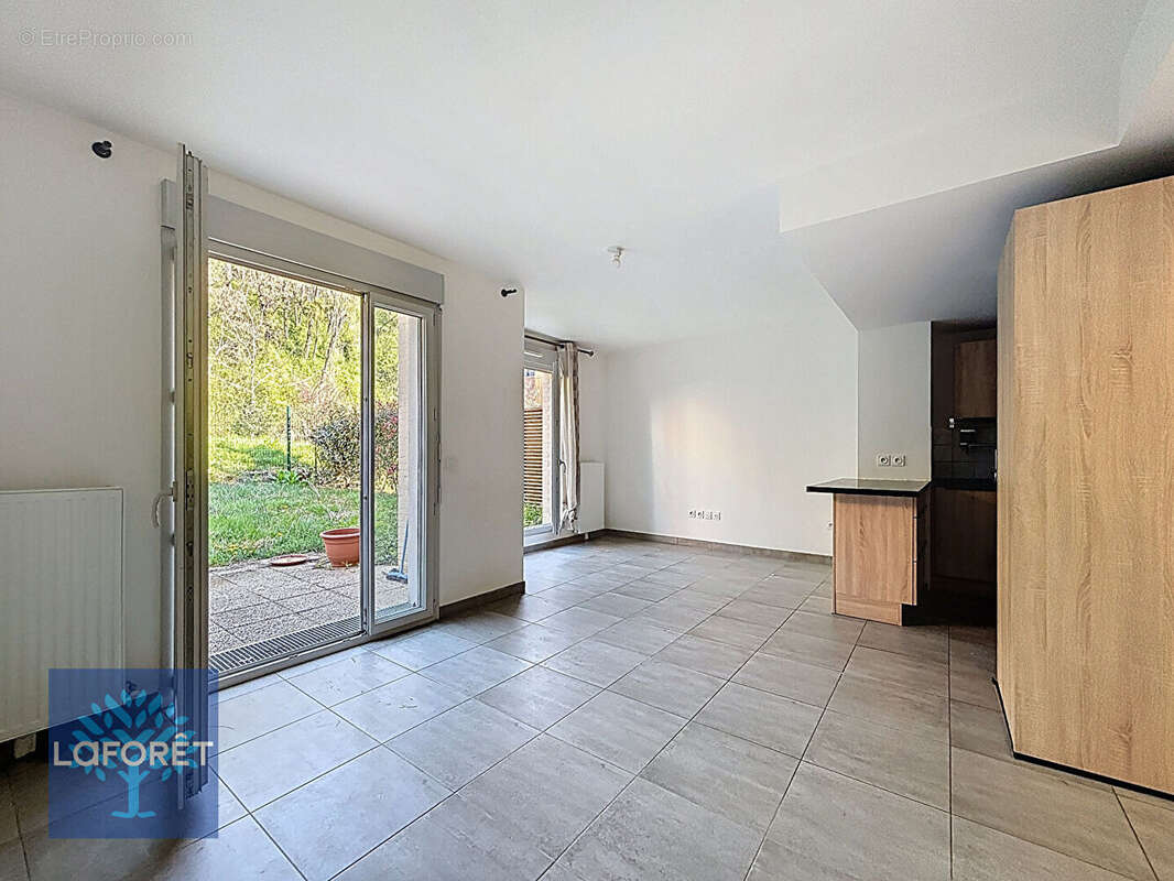 Appartement à CHENNEVIERES-SUR-MARNE