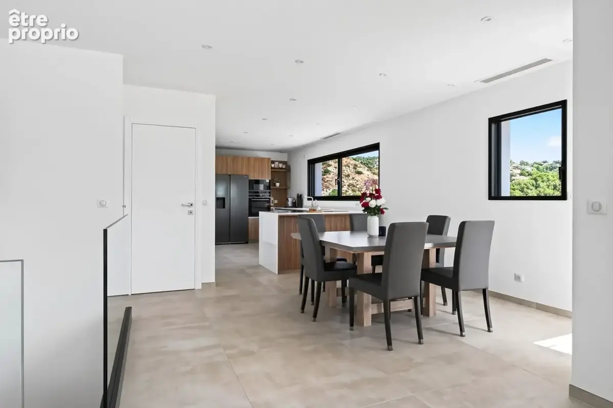 Maison 4 pièces 150 m² à vendre à Allauch (13190) - photo 8