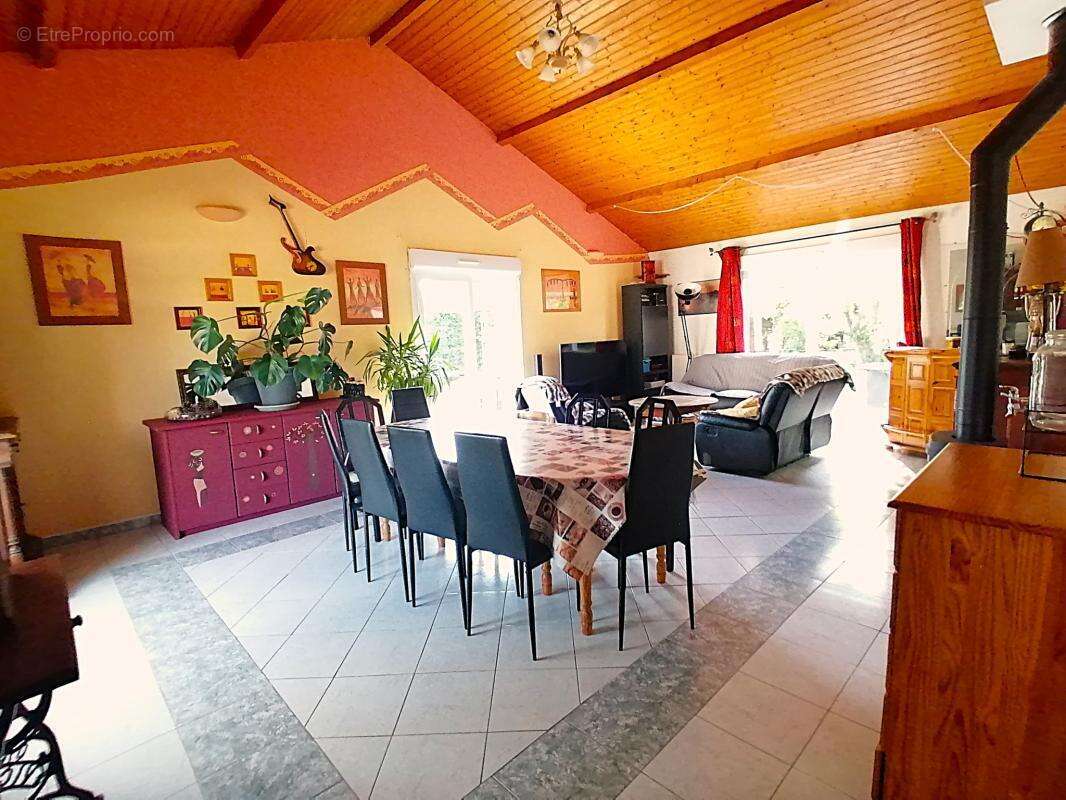 Maison à LAVOUX