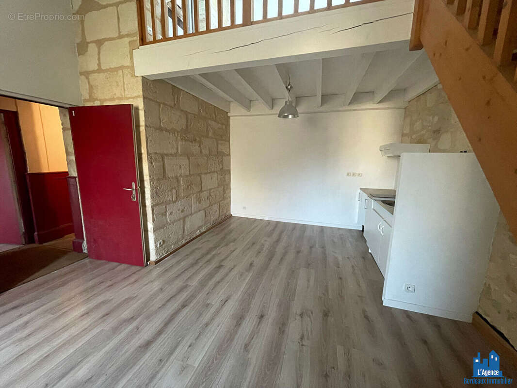 Appartement à BORDEAUX