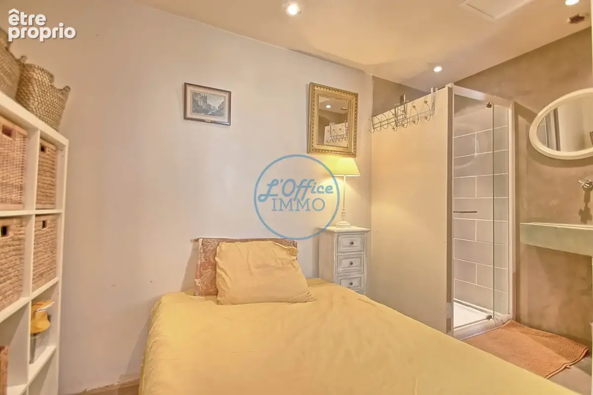 Appartement 2 pièces 25 m² à vendre à Toulon (83100) - photo 2