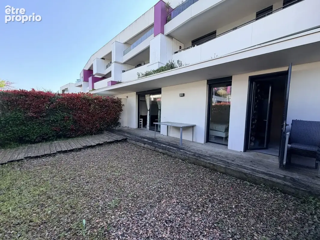 F3 cabine en rez de jardin + garage dans résidence de standing avec piscine - photo 9