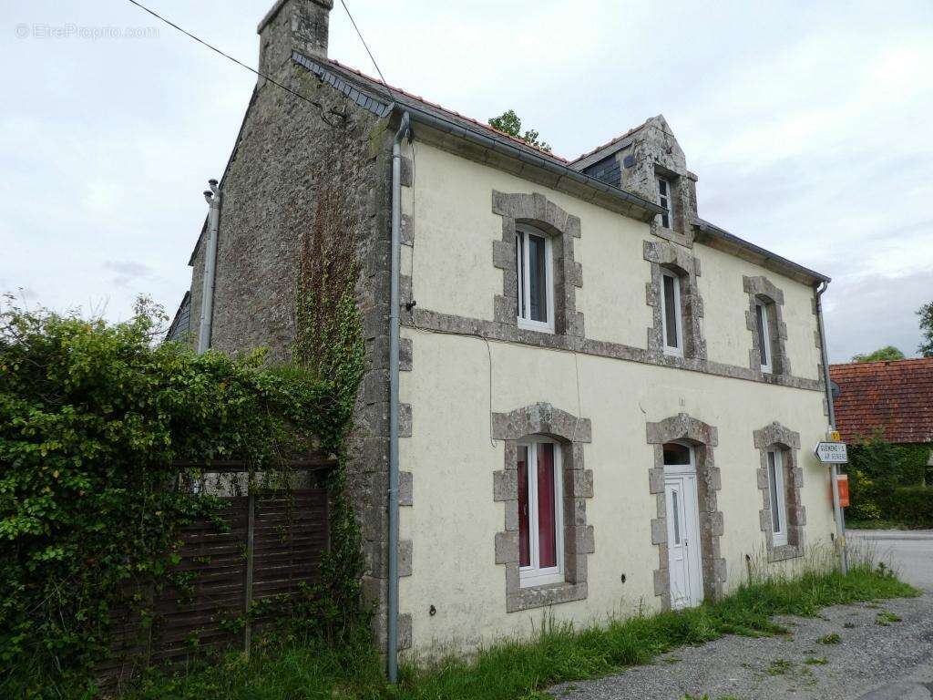 Maison à GUERN