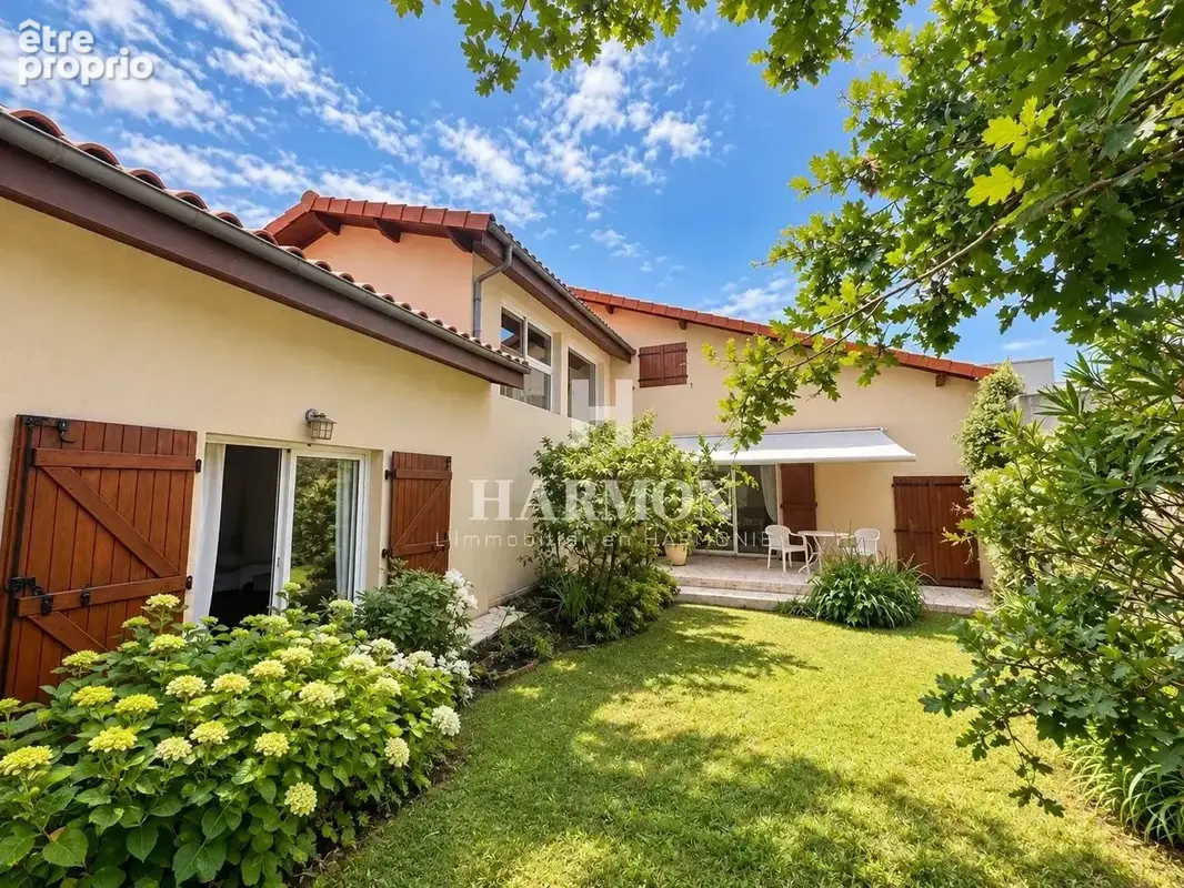 Harmon à vendre : BÈGLES – Grande maison familiale de 193 m² avec jardin – Fort potentiel de division en deux logements - photo 6