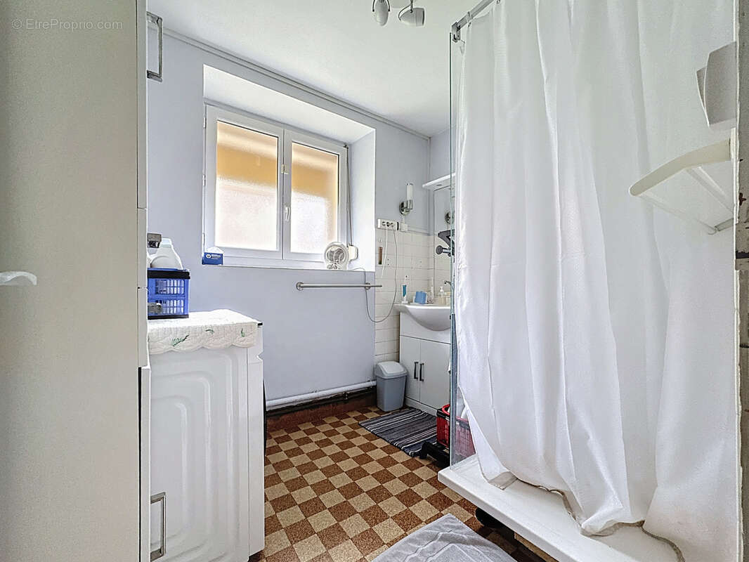 Maison à MONTMIRAIL