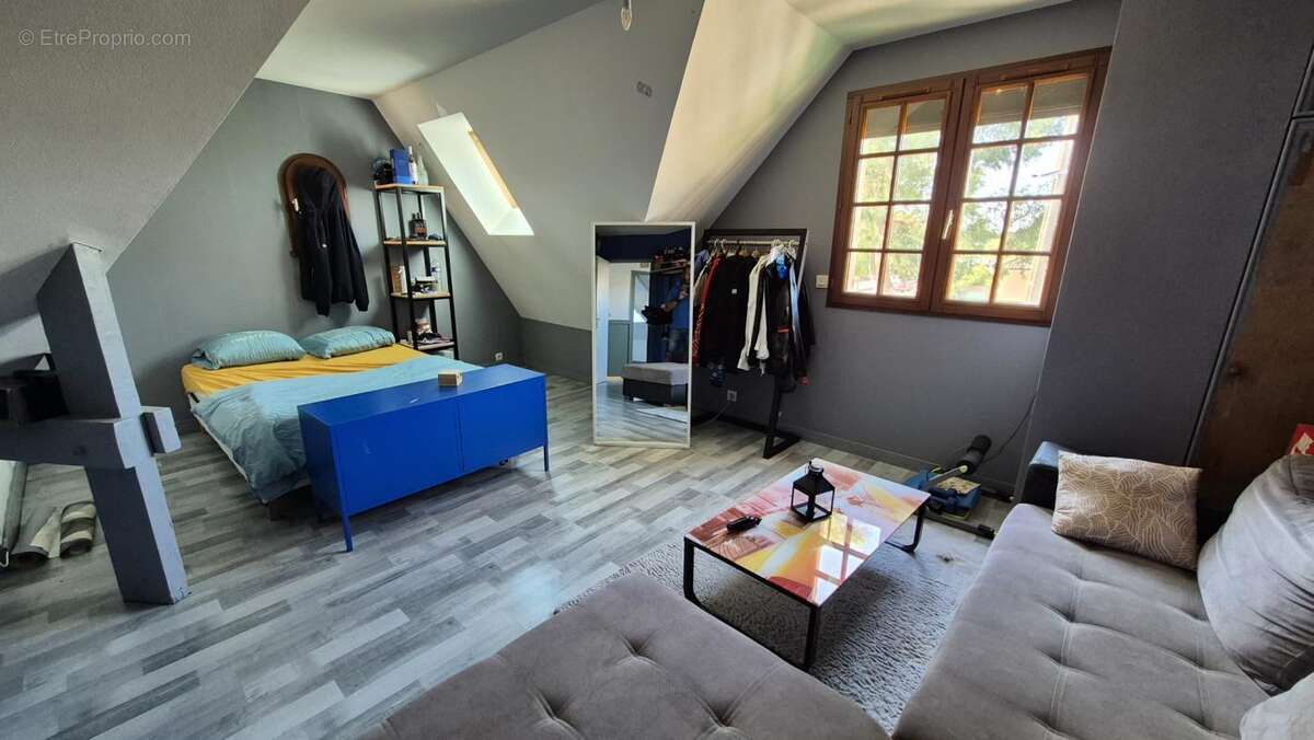 Maison familiale 133 m2 avec piscine et dépendance   4 chamb - photo 7