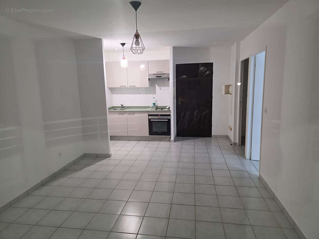 A vendre : Charmant Appartement T2 - 53,37 M2 avec sa terrasse et son jardin privatif - photo 6