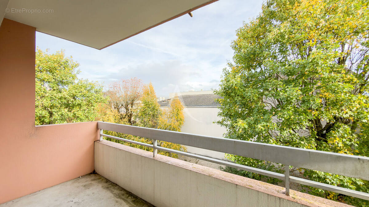 Appartement à MONTGERON