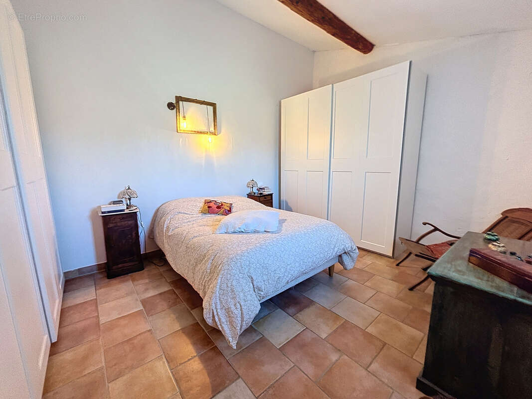 Maison à CHATEAURENARD