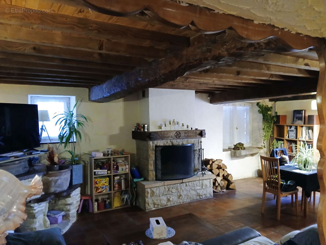 Maison à ESPIRAT