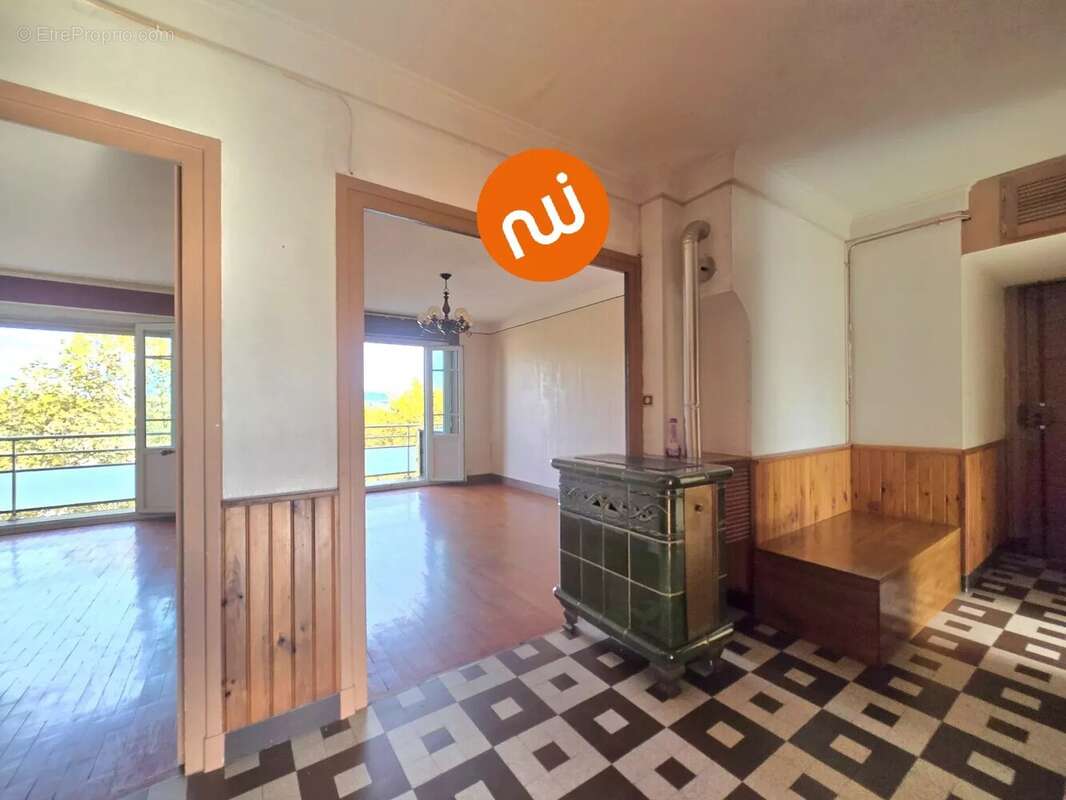 Appartement à TASSIN-LA-DEMI-LUNE