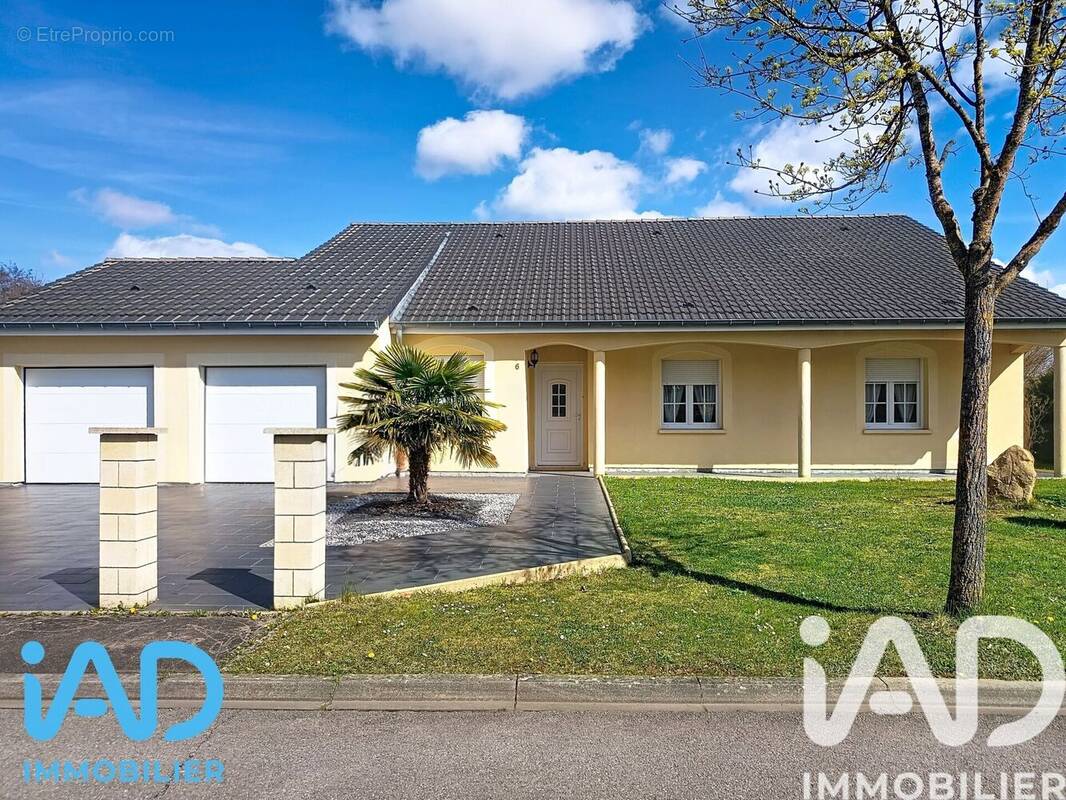 Photo 1 - Maison à MAIZIERES-LES-METZ